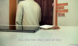 Public Pick UPs babe Taylor Sands swallows his cock for money