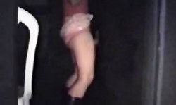 Awesome amateur babe with big ass is sucking through the hole