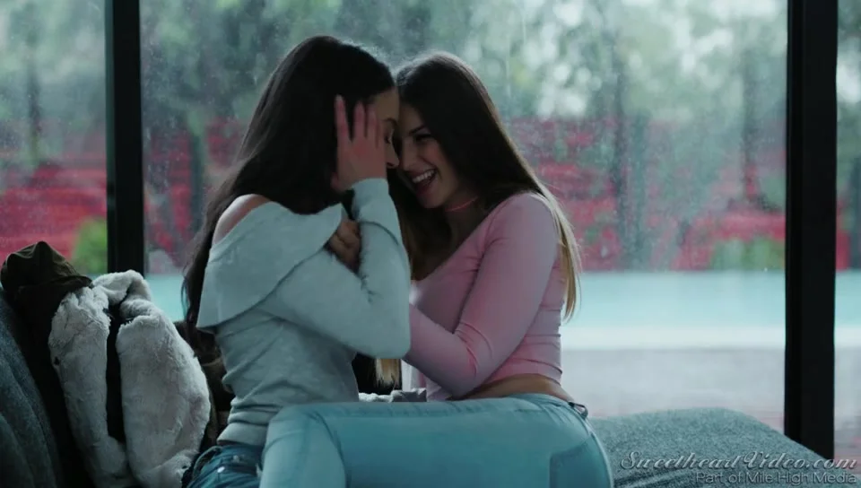Sweetheart Video beauties Stella Cox and Gia Paige does love lesbian sex