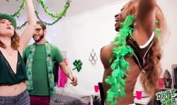 Awesome dolls Dare Dorm Kat Monroe, Kali Roses and Miki Cruz suck a big cock