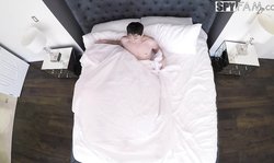 Watch how a hot stepsis SpyFam Harmony Wonders is sucking a big dick