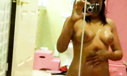 I like to make naked photoes for my Internet lovers