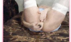 Cutie with big tits stimulates her wide-opened ass for a viewer