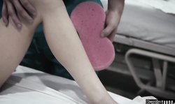 Doc fucks patient as a part of treatment