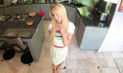 Beauty blonde POVD Kenzie Reeves gives a pretty damn good head