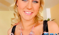 Mommy with the huge tits is enjoying intensive masturbation