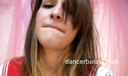 Cheerleader is trying enjoying Dancerbating and her hard dildo