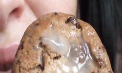 Cum on Food - Cookie