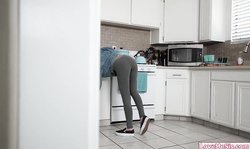 Stepbro fucks his hot amnesiac stepsis