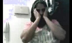 Desi College Date Home made Fun with her Cousin Mms daddy-papa low Qaulity