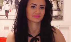 Busty Chick gets Wild and Makes her Pussy Wet