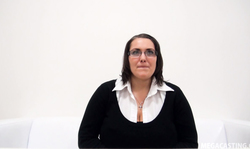 Busty Chezh mature demonstrates her fat body on the casting