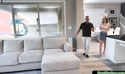 Stepteen facesits stepmom and facefucked