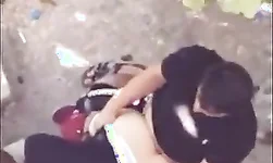 Fuck his sweetheart in the park