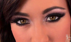 Awesome masturbation session of a round-butt glamour brunette