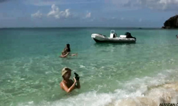 Slender 18 19 Teens are getting naked on the public beach