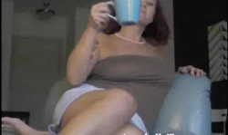 Dirty-minded mom Annabelle Flowers takes off her skirt