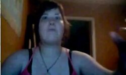 nice girl front webcam from Qc