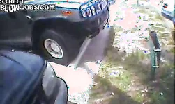 Shy girl is giving a perfect street blowjob for a horny fucker