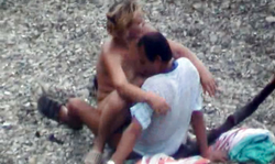 Gorgeous beach sex action with a slender tanned bitch!