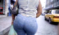 Fatty big booty ebony chick spotted on the street of Mexico