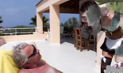 Leggy mistress performs a good head for a rich Oldje