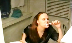 Stunning babe Queeny Love brushes her teeth with cum