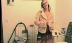 Seductive young girl swallows a venous boner with passion