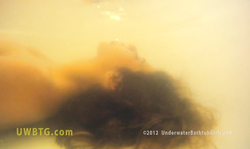 Elegant babe in pink bikinis masturbates Underwater