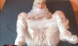 Bonded Russian babe is getting in the dirtiest game