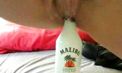 Aische Pervers rides a bottle and sucks a hard rod