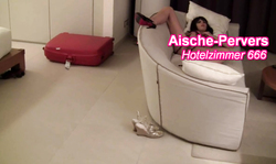 Slutty goddess Aische Pervers sucks like a freaking pro