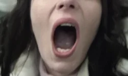 Aische Pervers sucks a dick without thinking about winter