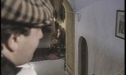 All-natural brunette Illana Moore gets a really hot cunnilingus