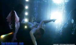 Aesthetic Underwater blowjob by a godlike brunette