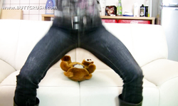 Dark-haired lady takes off her jeans in Butt Crush solo action