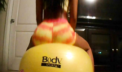 Five-star Amateur Model has incredibly body and awesome big boobs