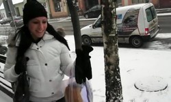 Raven-haired girlfriend is enjoying winter and snow