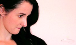 Adorable big-boobed brunette Aeryn Walkers is making nude selfies